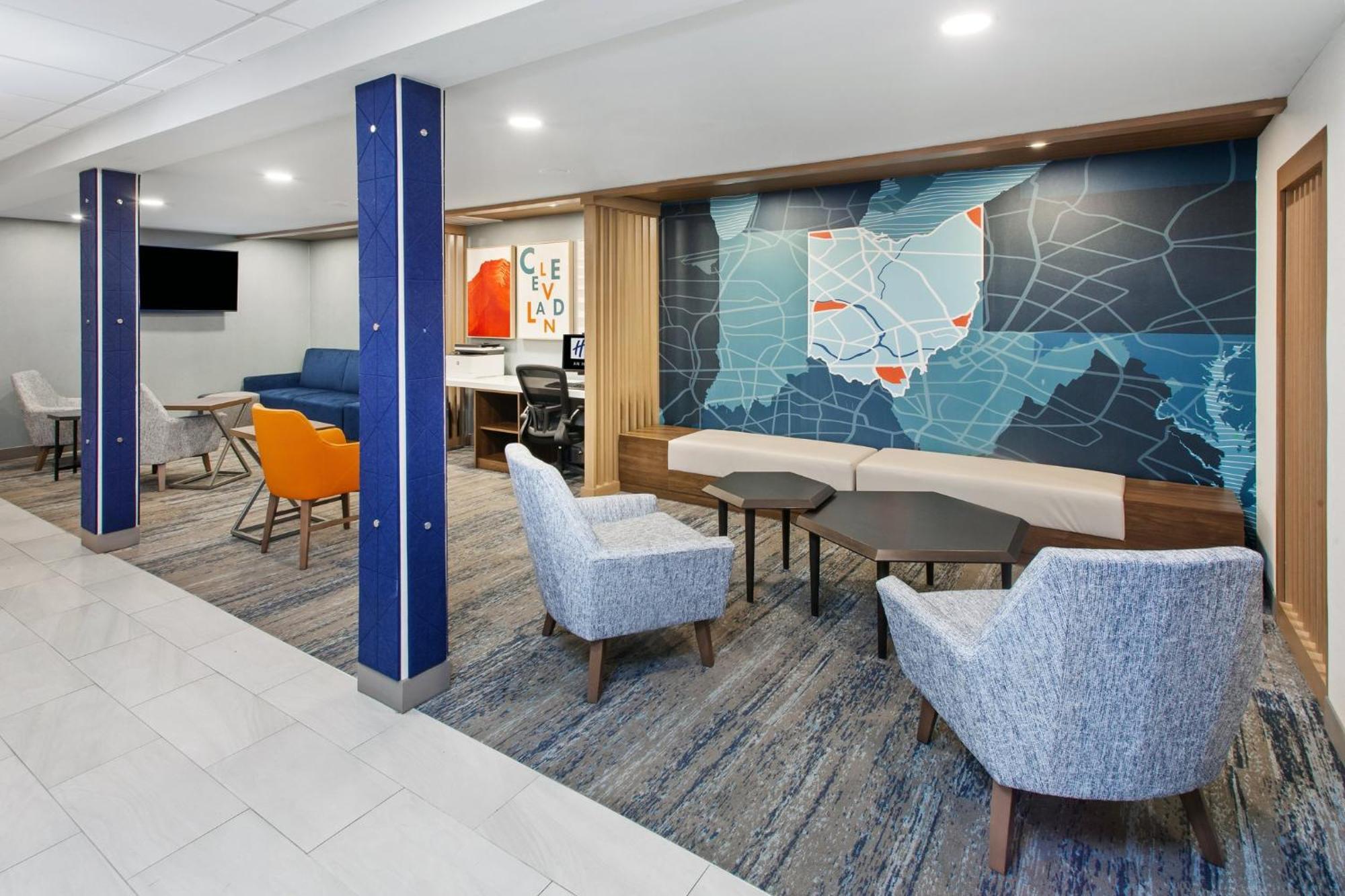 Holiday Inn Express Cleveland Airport - Brook Park, An Ihg Hotel מראה חיצוני תמונה